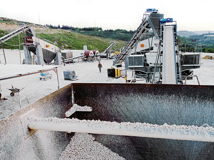 鑛石破碎加工(gong)